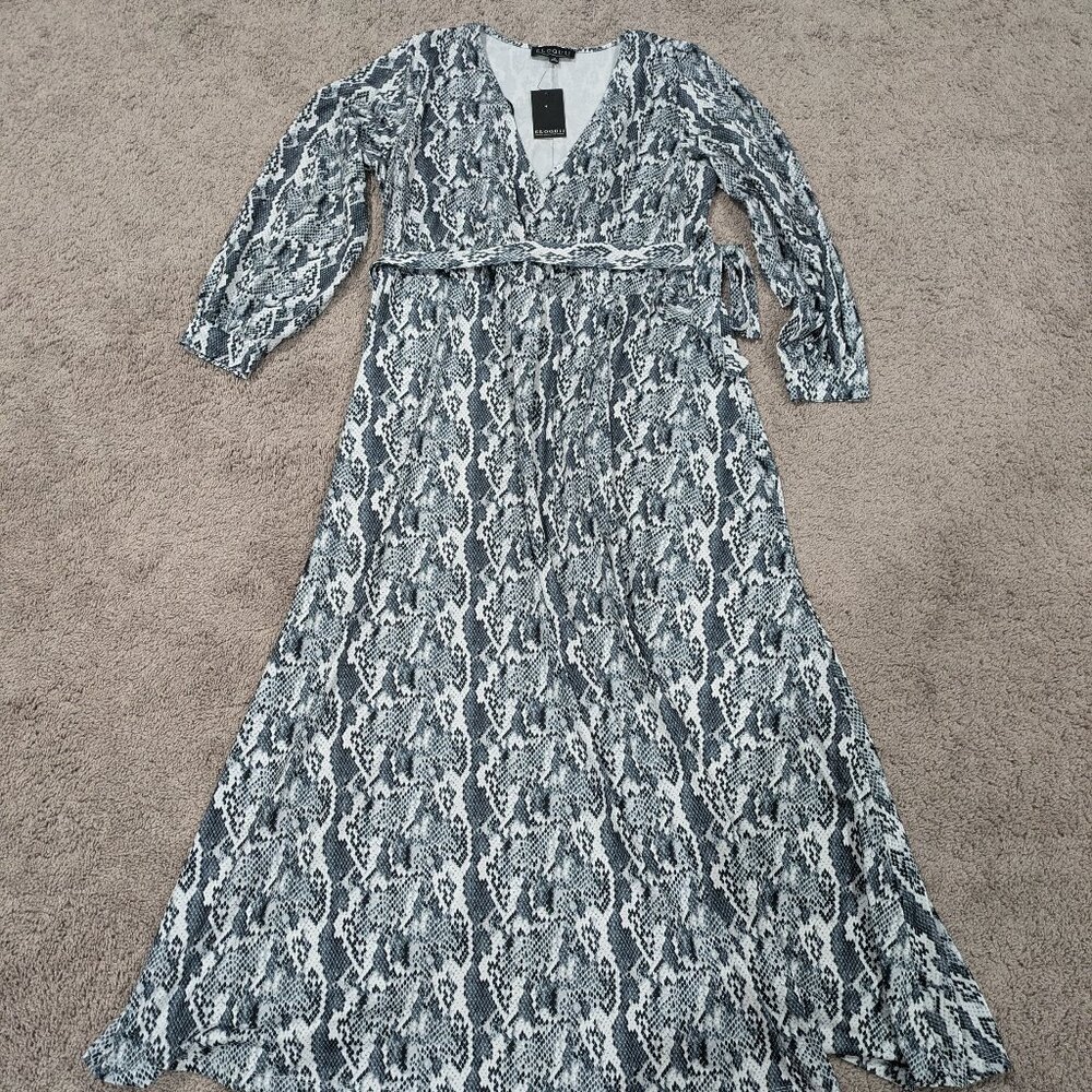 Eloquii Snake Print Long Sleeve Dress NWT Size 14